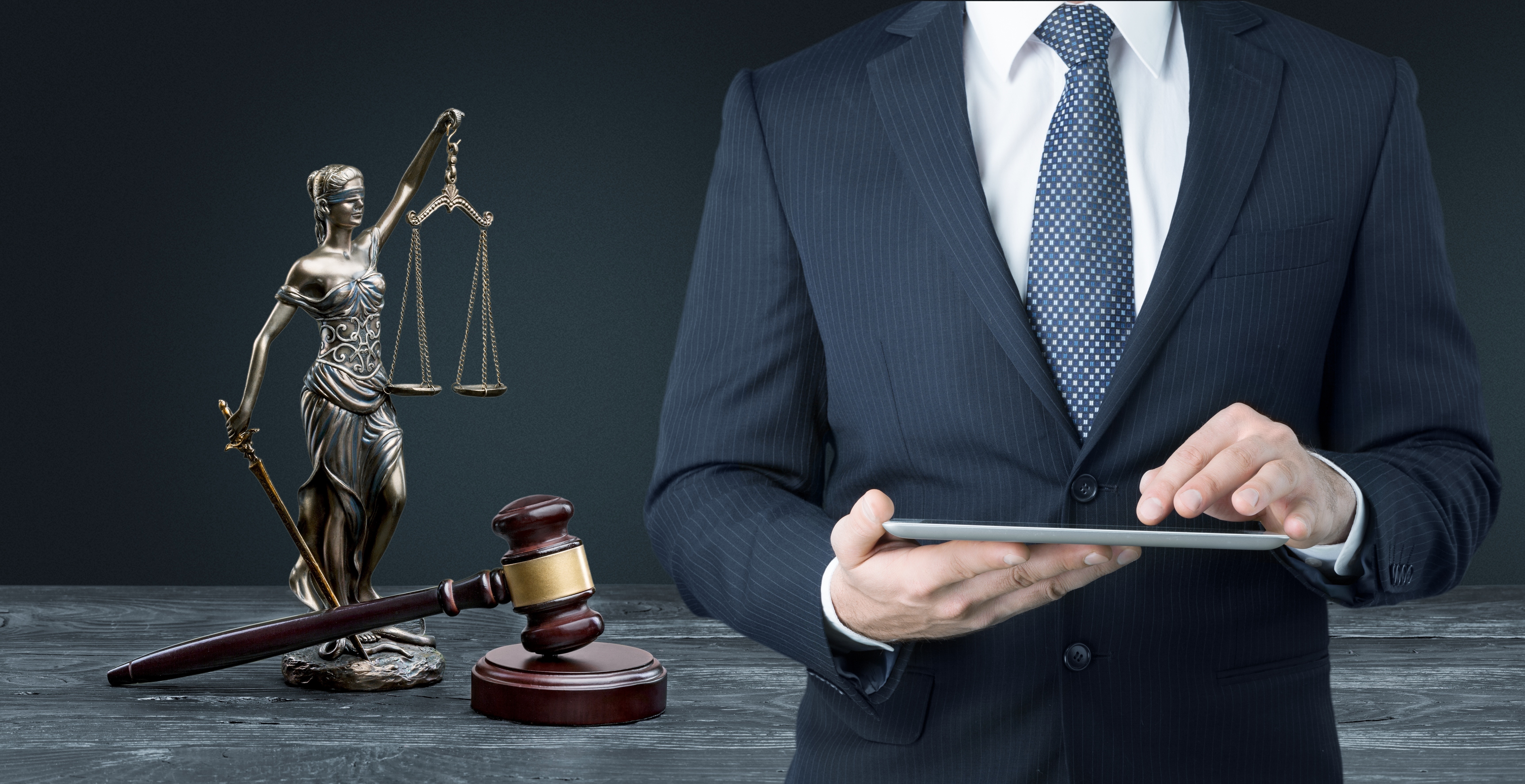 Jak wybrać profesjonalnego adwokata?